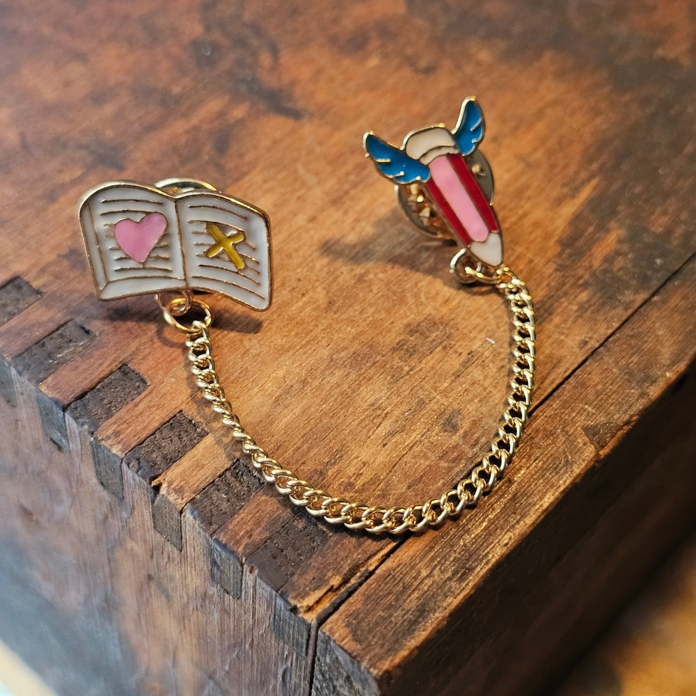 Book and Pencil Enamel Lapel Pin Unisex OS Multi Linked Chain Brooch